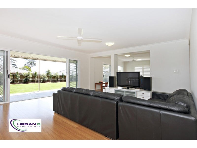 12 Frederick Street, Moggill QLD 4070